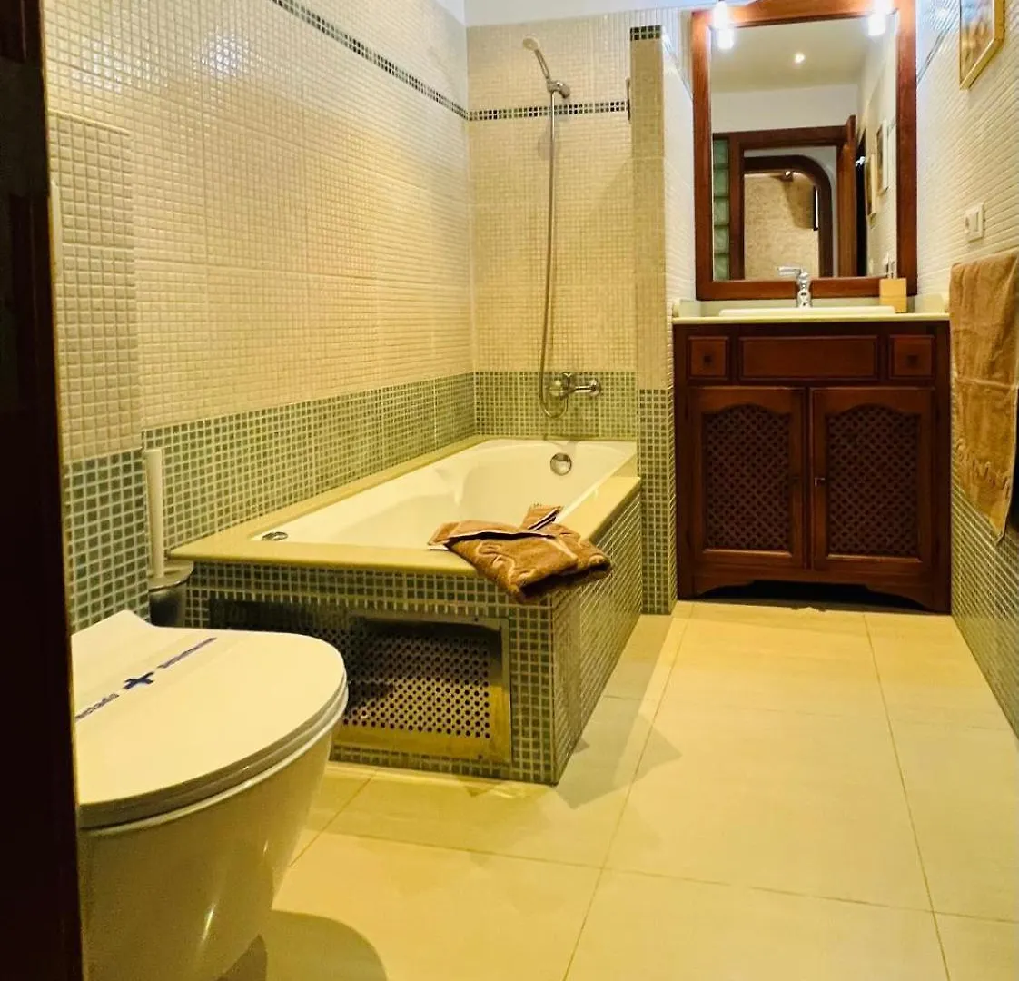Casa Sheila, Ideal Para Familias Tias 0*,